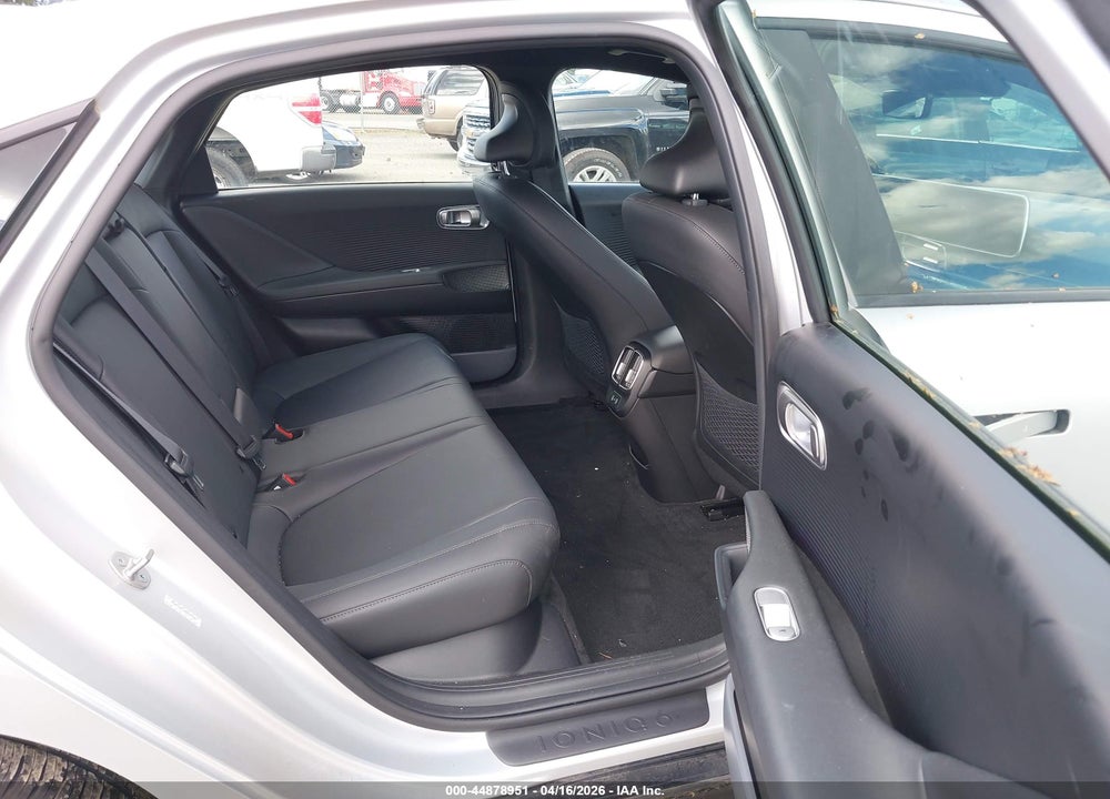 2023 HYUNDAI IONIQ 6 SEL VIN: KMHM34AC1PA043156