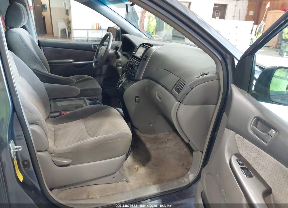 2008 TOYOTA SIENNA LE VIN: 5TDZK23C08S185064