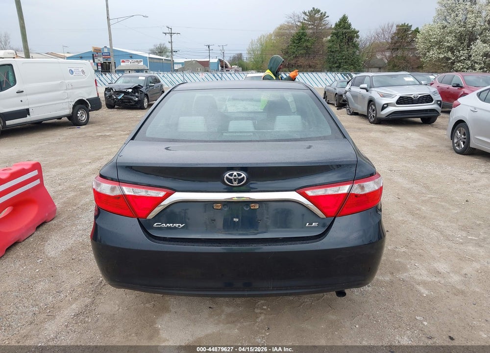 2015 TOYOTA CAMRY LE VIN: 4T1BF1FK1FU043216