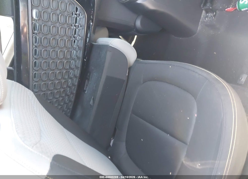 2016 KIA SOUL + VIN: KNDJP3A55G7242263