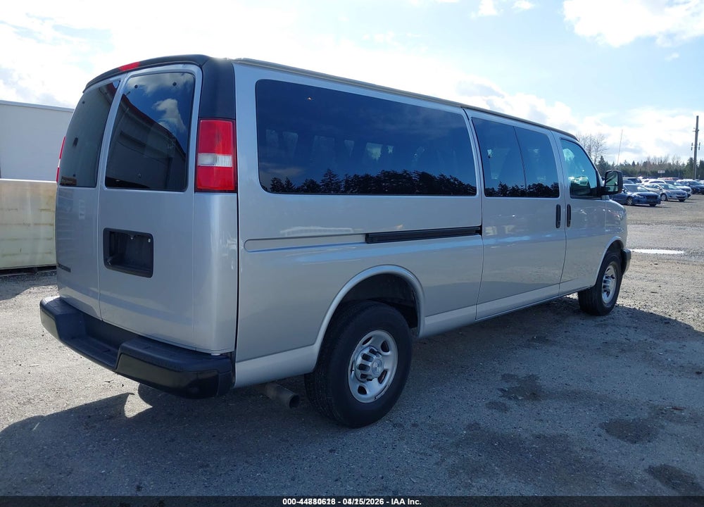 2018 CHEVROLET EXPRESS 3500 LS VIN: 1GAZGNFG6J1302420