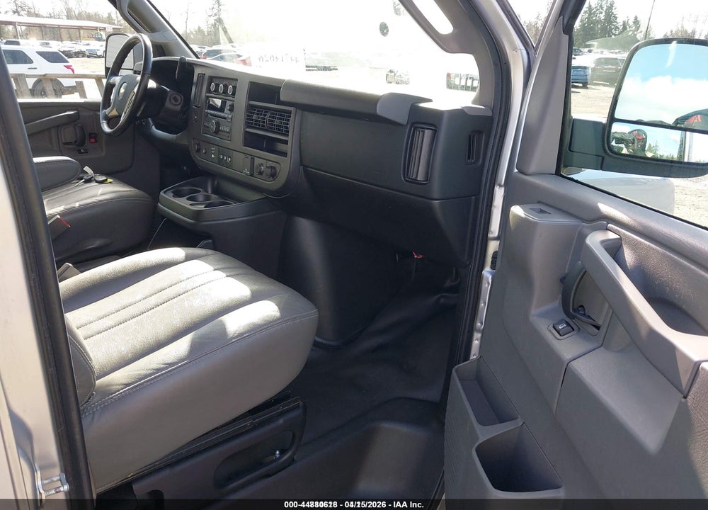 2018 CHEVROLET EXPRESS 3500 LS VIN: 1GAZGNFG6J1302420