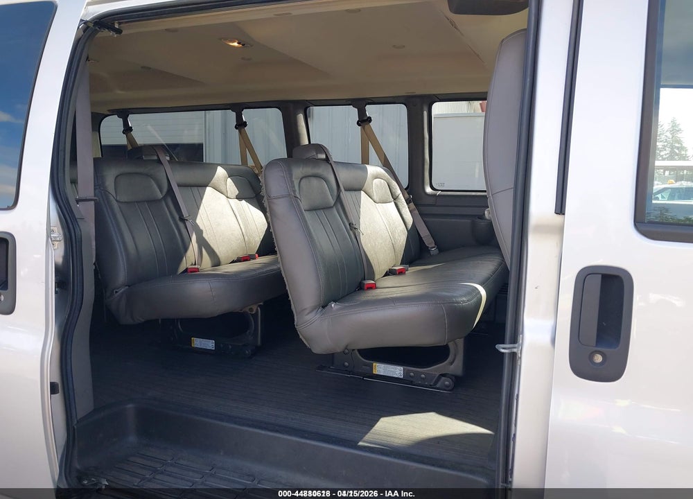 2018 CHEVROLET EXPRESS 3500 LS VIN: 1GAZGNFG6J1302420