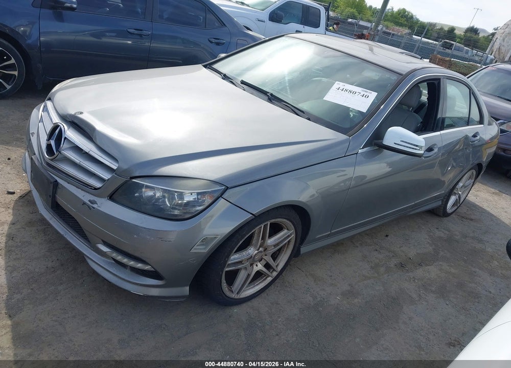 2011 MERCEDES-BENZ C 300 SPORT VIN: WDDGF5EB8BA504884