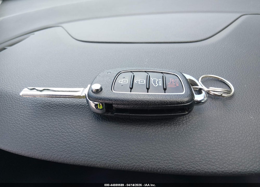 2018 HYUNDAI TUCSON SE VIN: KM8J23A40JU701693