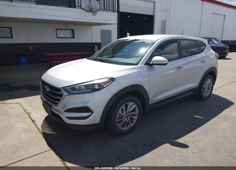 2018 HYUNDAI TUCSON SE VIN: KM8J23A40JU701693