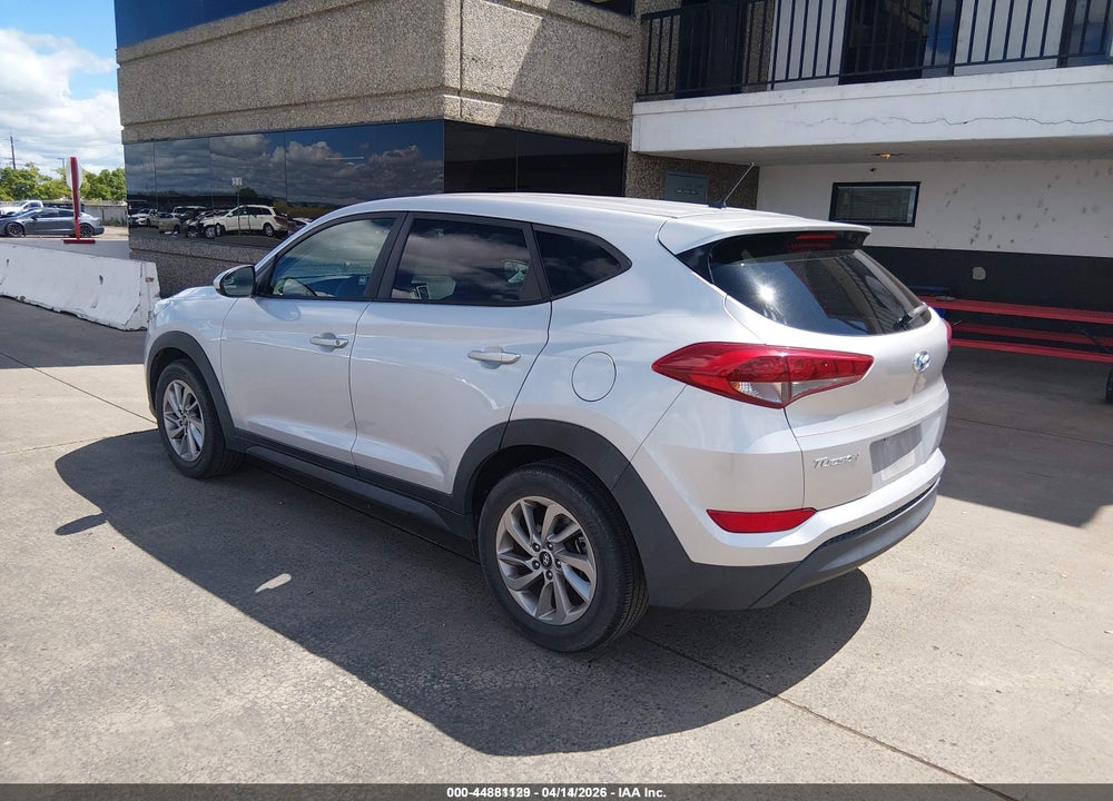 2018 HYUNDAI TUCSON SE VIN: KM8J23A40JU701693