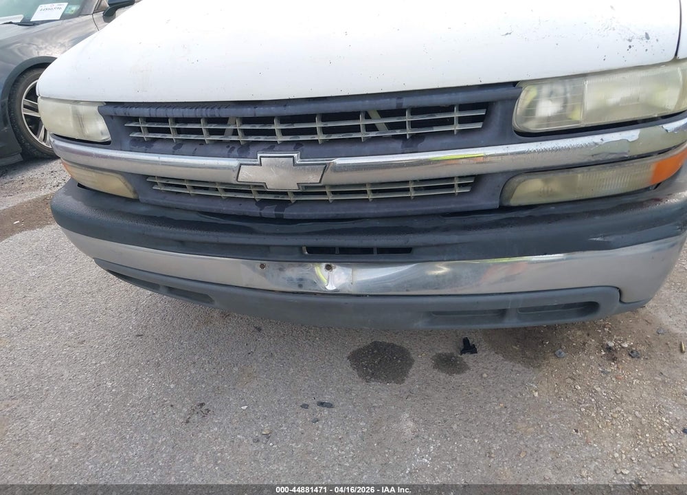 2000 CHEVROLET SILVERADO 1500 LS VIN: 2GCEC19T1Y1403405