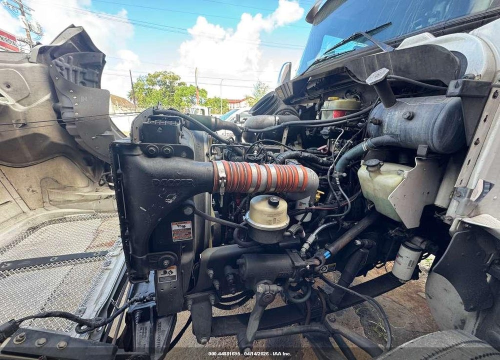 2013 KENWORTH CONSTRUCTION T270 VIN: 2NKHHM6H3DM364677