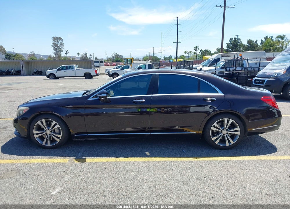2015 MERCEDES-BENZ S 550 VIN: WDDUG8CB8FA139522