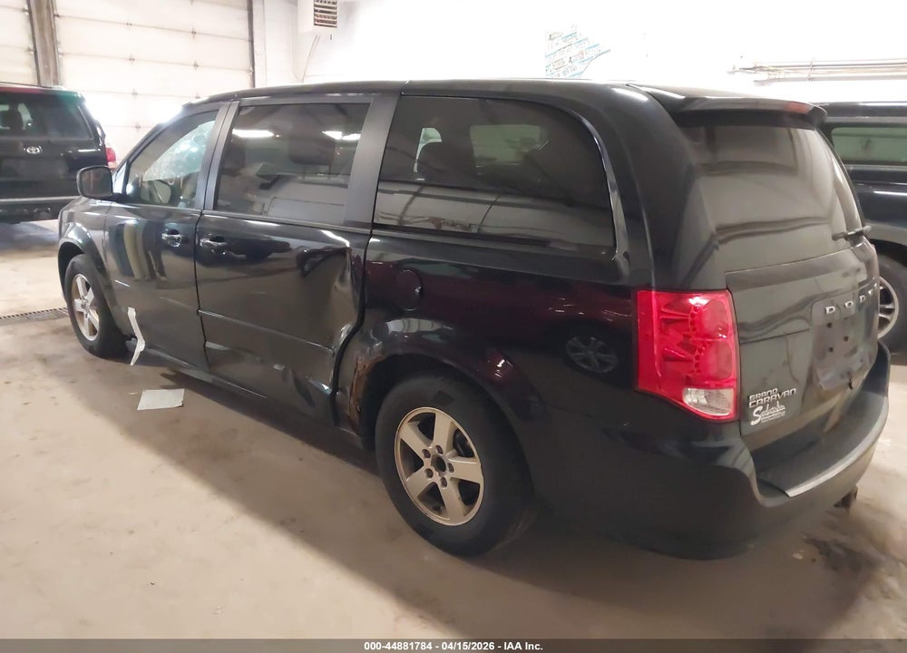 2011 DODGE GRAND CARAVAN MAINSTREET VIN: 2D4RN3DG8BR674040