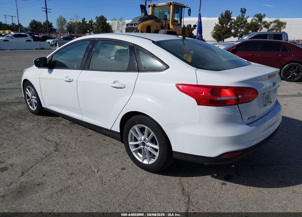 2018 FORD FOCUS SE VIN: 1FADP3F25JL328396