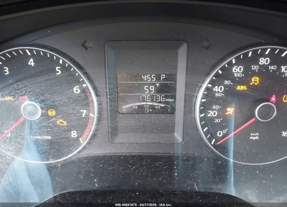 2014 VOLKSWAGEN JETTA 1.8T SE VIN: 3VWD17AJ9EM284647