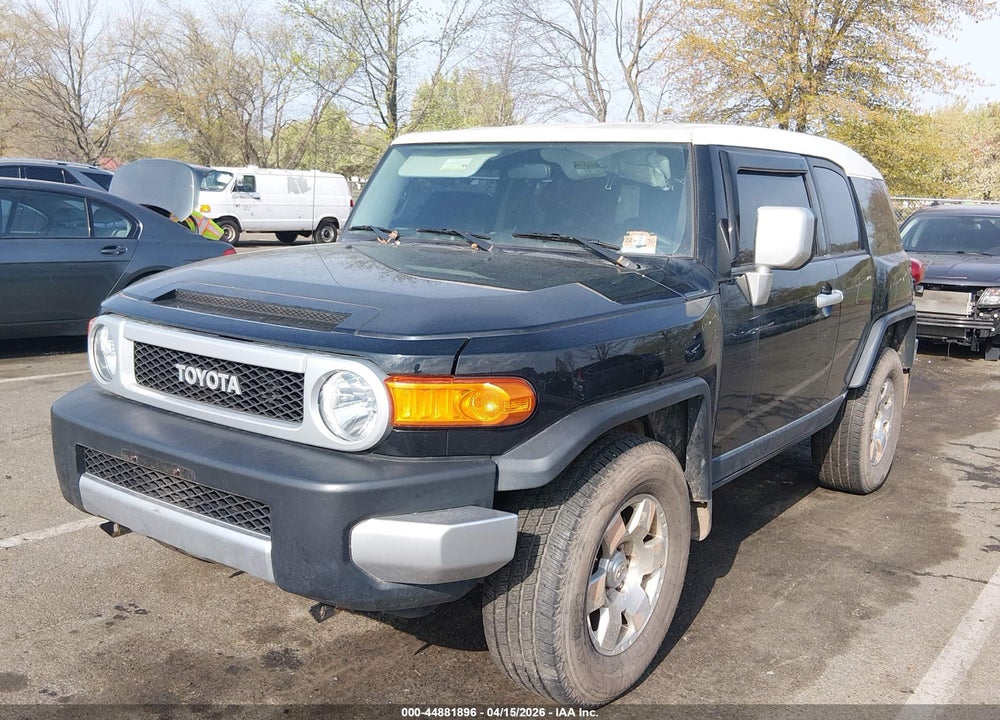 2007 TOYOTA FJ CRUISER VIN: JTEBU11F070061070