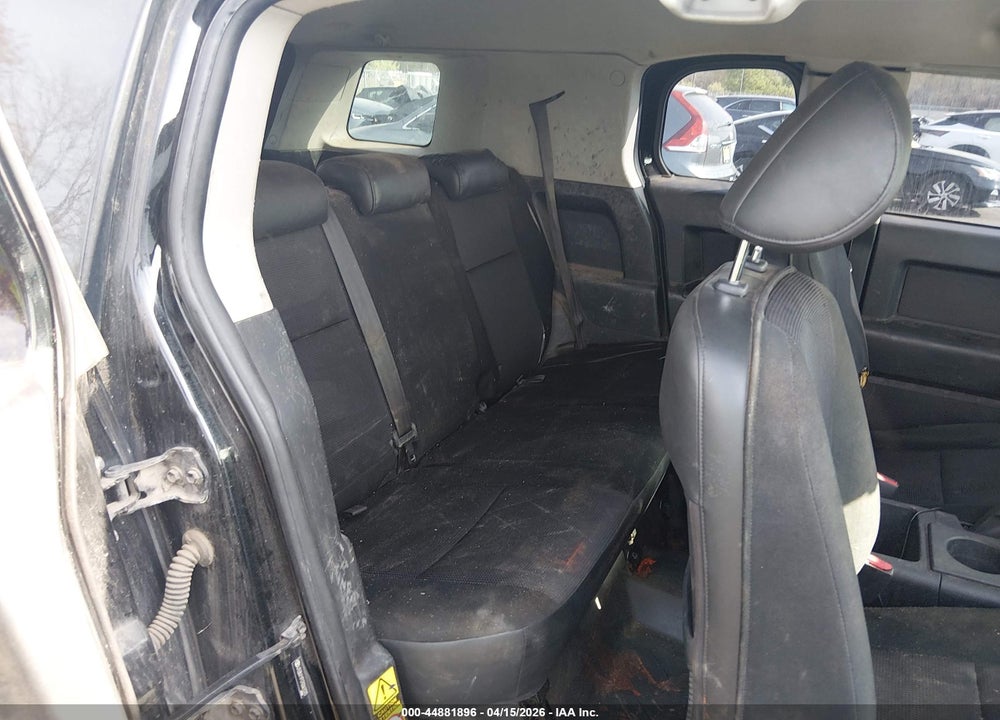 2007 TOYOTA FJ CRUISER VIN: JTEBU11F070061070