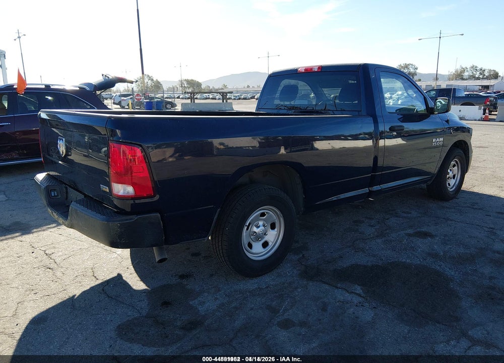 2018 RAM 1500 TRADESMAN  4X2 8' BOX VIN: 3C6JR6DG8JG323589