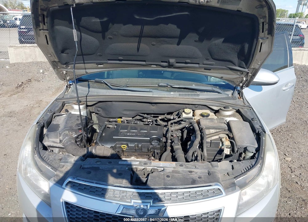 2014 CHEVROLET CRUZE 1LT AUTO VIN: 1G1PC5SB4E7449674