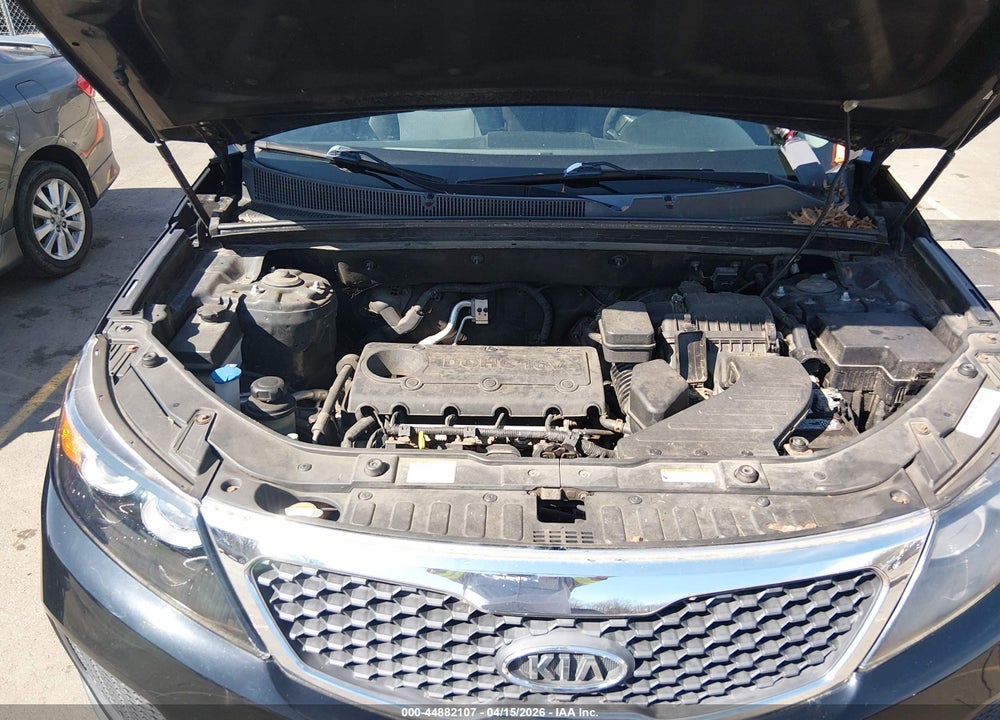 2013 KIA SORENTO LX VIN: 5XYKT3A16DG325454