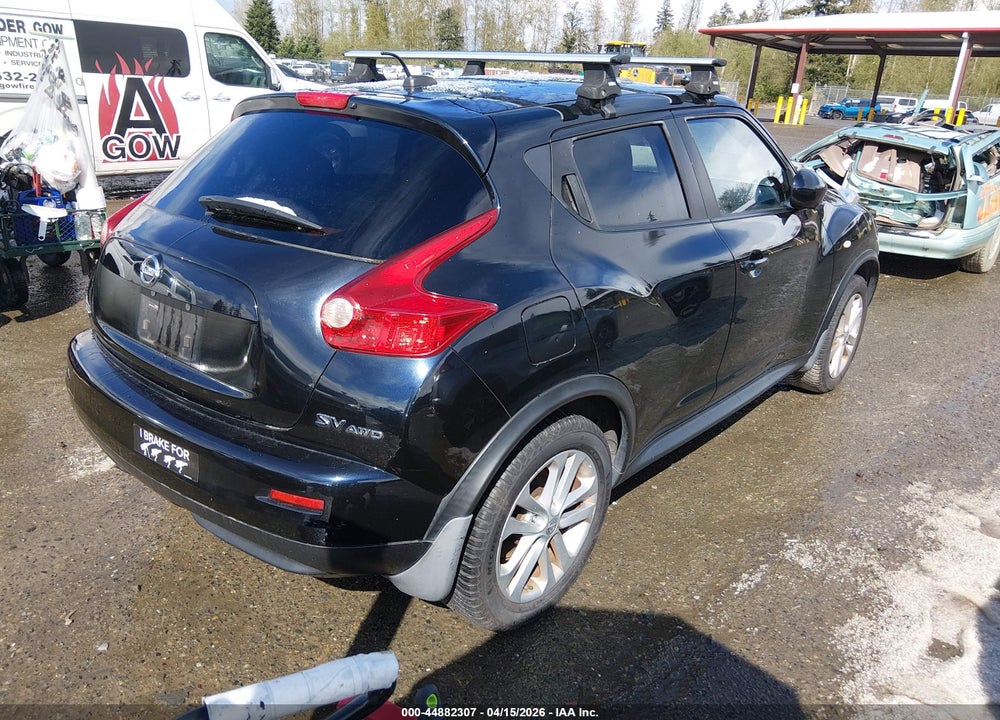 2011 NISSAN JUKE SV VIN: JN8AF5MV2BT025722