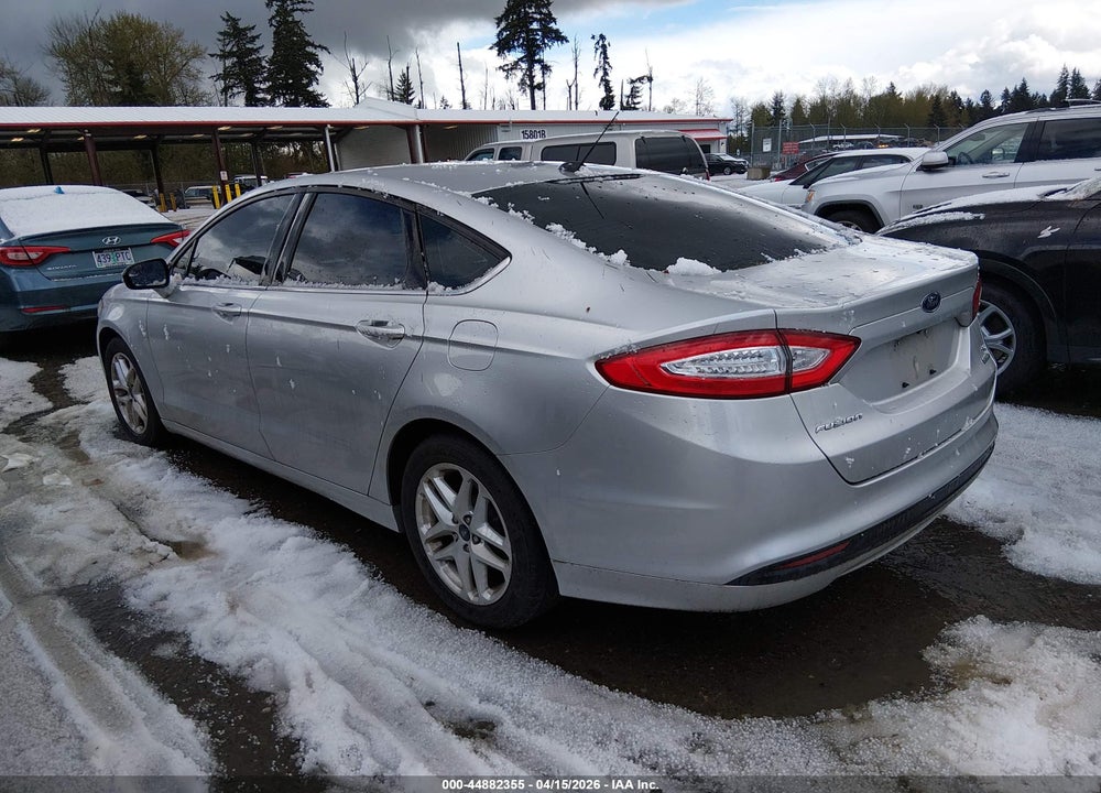 2015 FORD FUSION SE VIN: 3FA6P0HD6FR281846