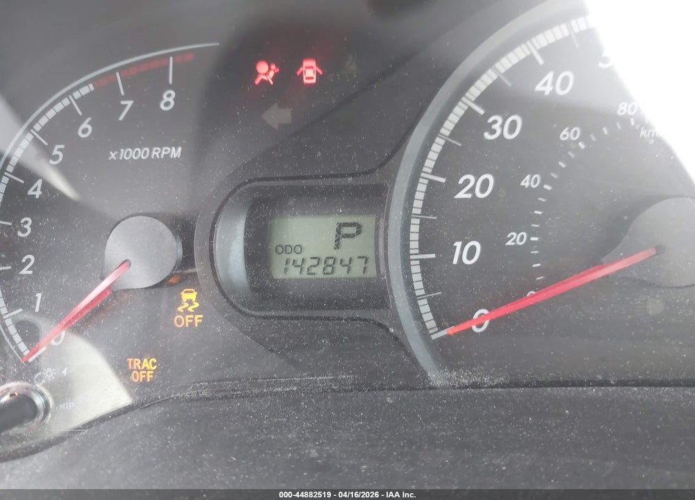 2014 TOYOTA SIENNA LE V6 8 PASSENGER VIN: 5TDKK3DC3ES487319