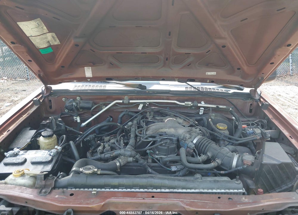 2002 NISSAN XTERRA SE VIN: 5N1ED28T82C554033