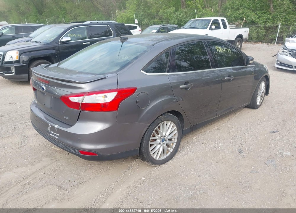 2012 FORD FOCUS SEL VIN: 1FAHP3H21CL334004