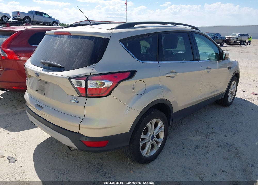 2017 FORD ESCAPE SE VIN: 1FMCU9GD7HUC70602