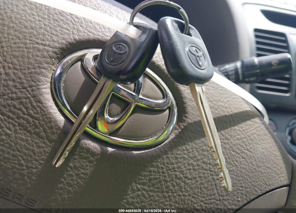 2005 TOYOTA CAMRY LE VIN: 4T1BE32KX5U588186