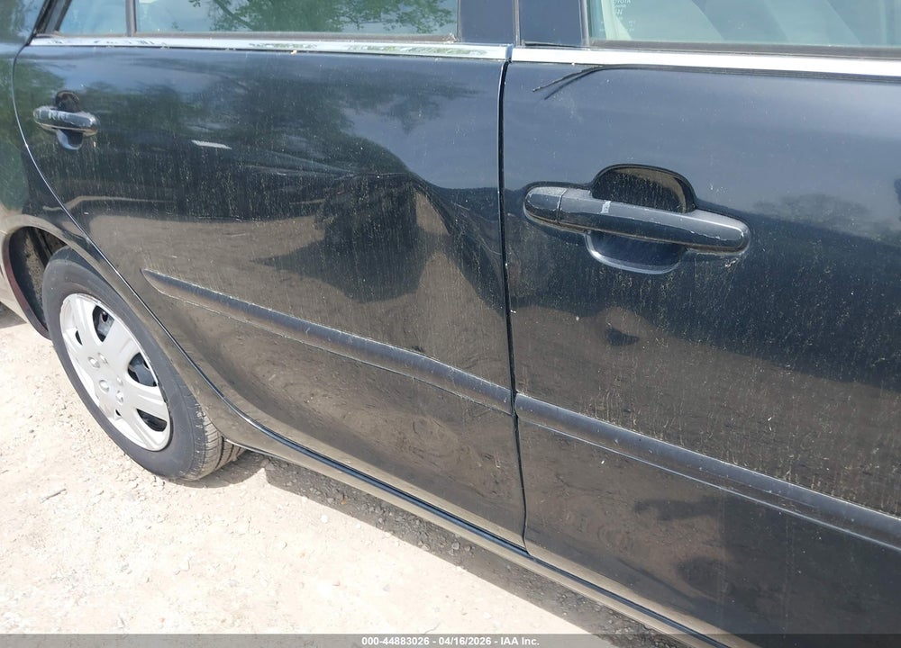 2005 TOYOTA CAMRY LE VIN: 4T1BE32KX5U588186