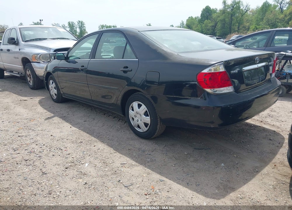 2005 TOYOTA CAMRY LE VIN: 4T1BE32KX5U588186