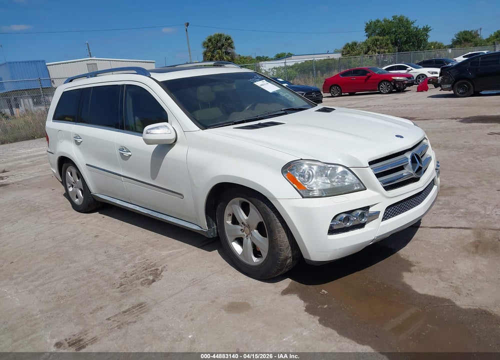 2010 MERCEDES-BENZ GL 450 4MATIC VIN: 4JGBF7BEXAA557580
