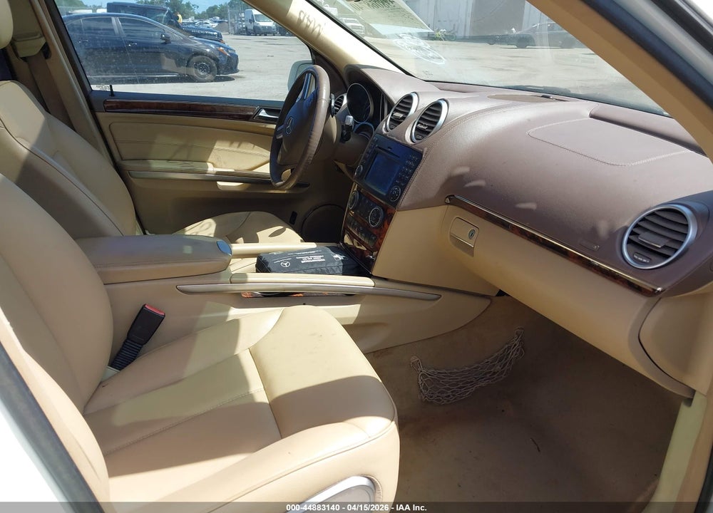 2010 MERCEDES-BENZ GL 450 4MATIC VIN: 4JGBF7BEXAA557580