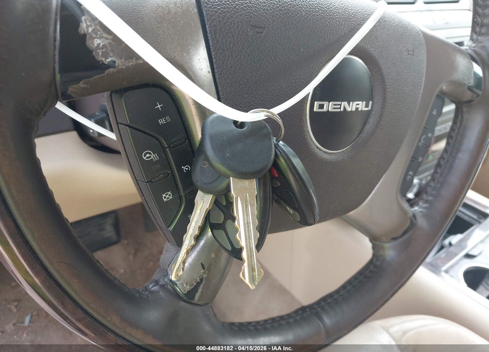 2010 GMC YUKON DENALI VIN: 1GKUKEEF4AR159627