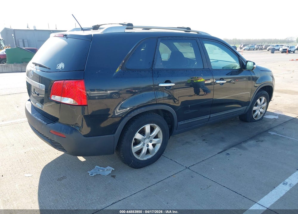 2011 KIA SORENTO LX VIN: 5XYKT4A1XBG178994