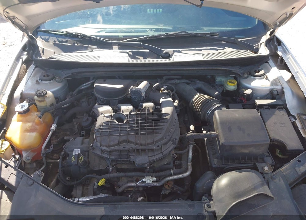 2012 CHRYSLER 200 LIMITED VIN: 1C3CCBCG2CN327004