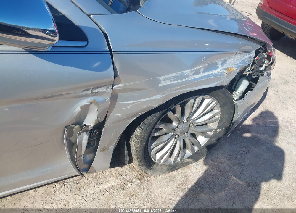 2012 CHRYSLER 200 LIMITED VIN: 1C3CCBCG2CN327004