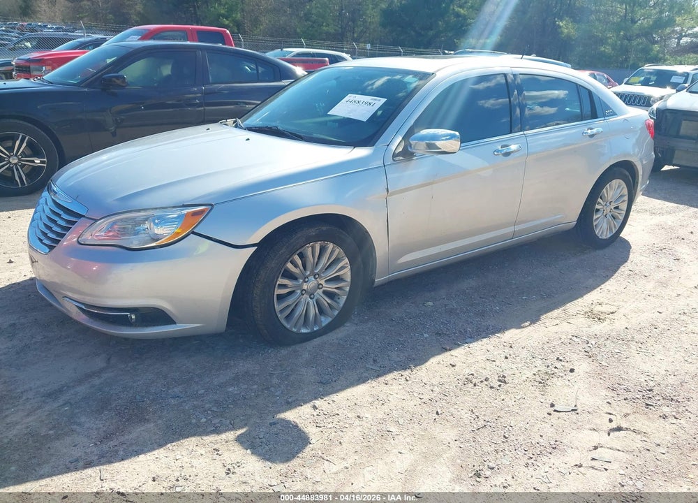 2012 CHRYSLER 200 LIMITED VIN: 1C3CCBCG2CN327004