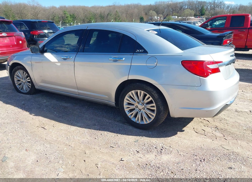 2012 CHRYSLER 200 LIMITED VIN: 1C3CCBCG2CN327004