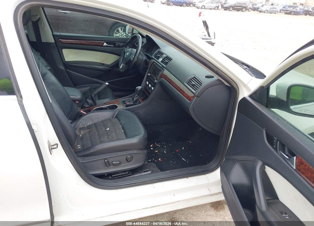 2013 VOLKSWAGEN PASSAT 2.0L TDI SEL PREMIUM VIN: 1VWCN7A33DC146197
