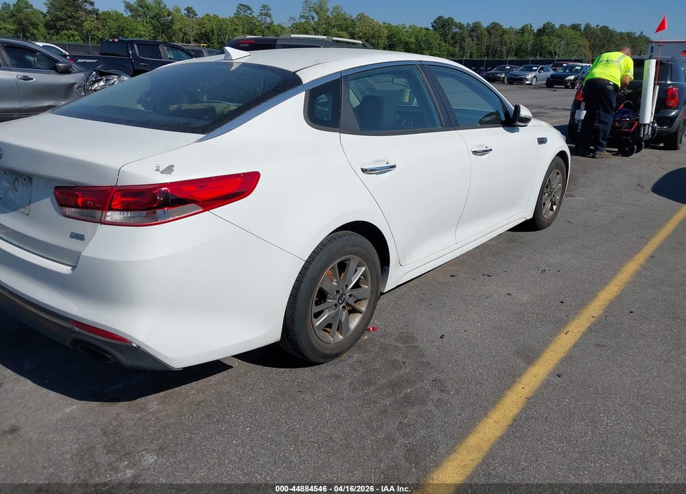 2016 KIA OPTIMA VIN: 5XXGT4L14GG014171