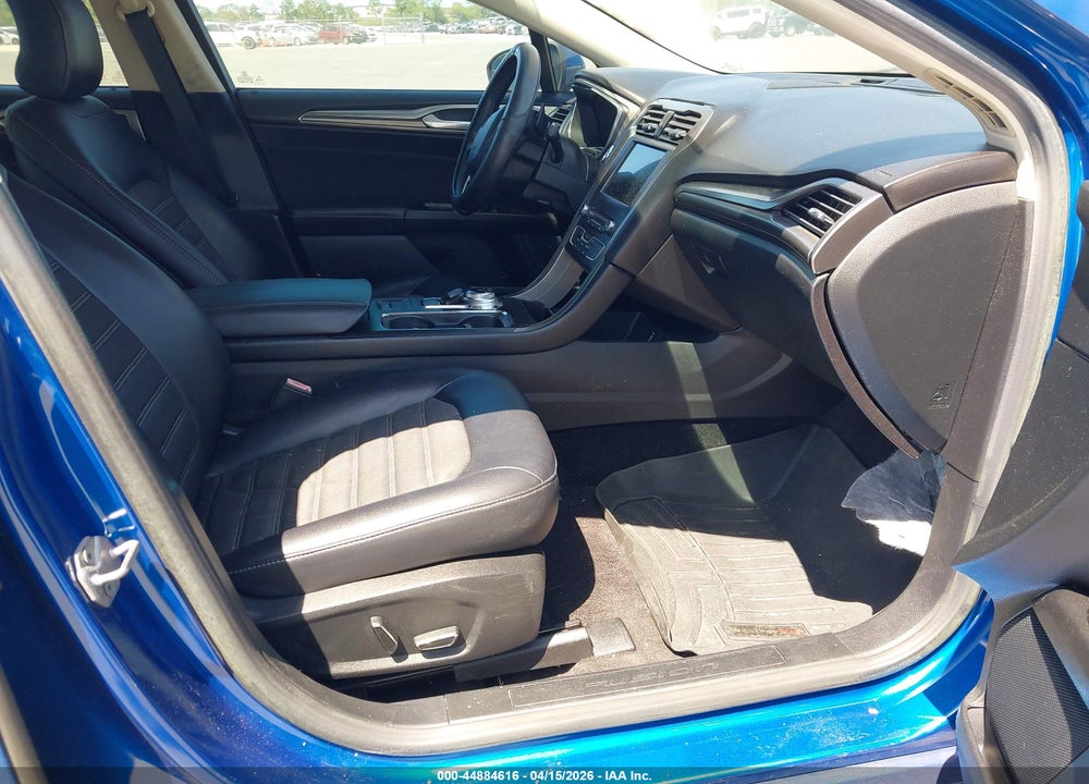 2017 FORD FUSION SE VIN: 3FA6P0HD8HR204091