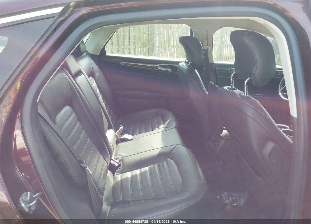 2013 FORD FUSION SE VIN: 3FA6P0HR1DR230571