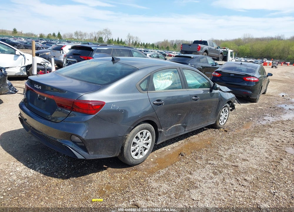 2022 KIA FORTE FE VIN: 3KPF24AD4NE425247