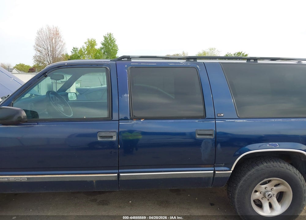 1999 GMC SUBURBAN 1500 SLT CMI VIN: 1GKFK16R4XJ774194