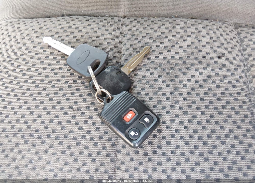 2002 FORD F-150 LARIAT/XL/XLT VIN: 2FTRX18L52CA64845