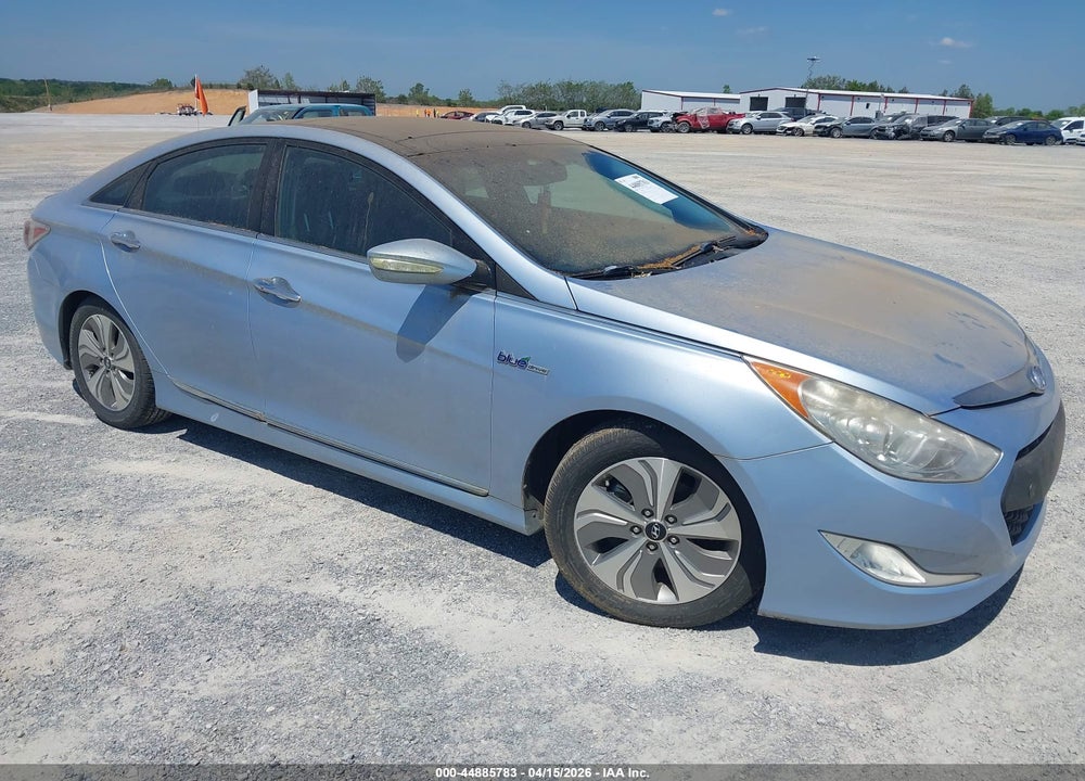 2015 HYUNDAI SONATA HYBRID LIMITED VIN: KMHEC4A49FA132520