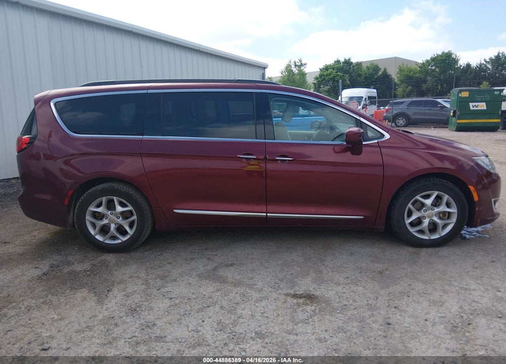 2017 CHRYSLER PACIFICA TOURING-L VIN: 2C4RC1BG1HR509191