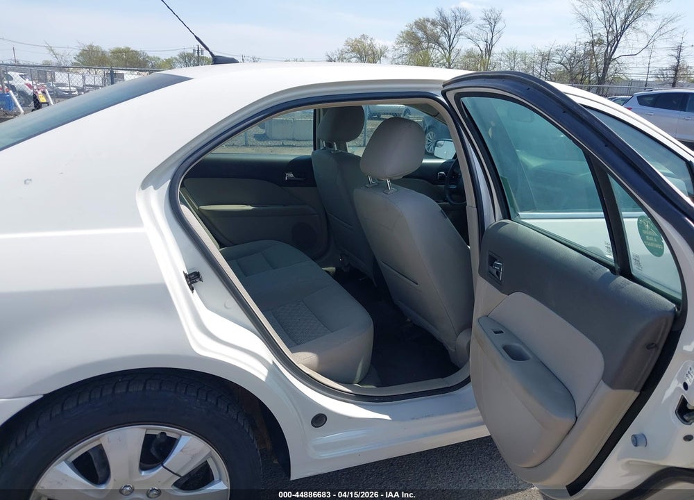 2011 FORD FUSION SE VIN: 3FAHP0HA0BR288249