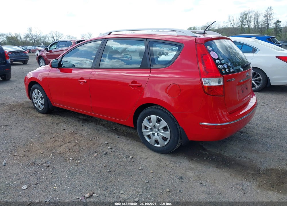 2011 HYUNDAI ELANTRA TOURING GLS VIN: KMHDC8AE2BU118074